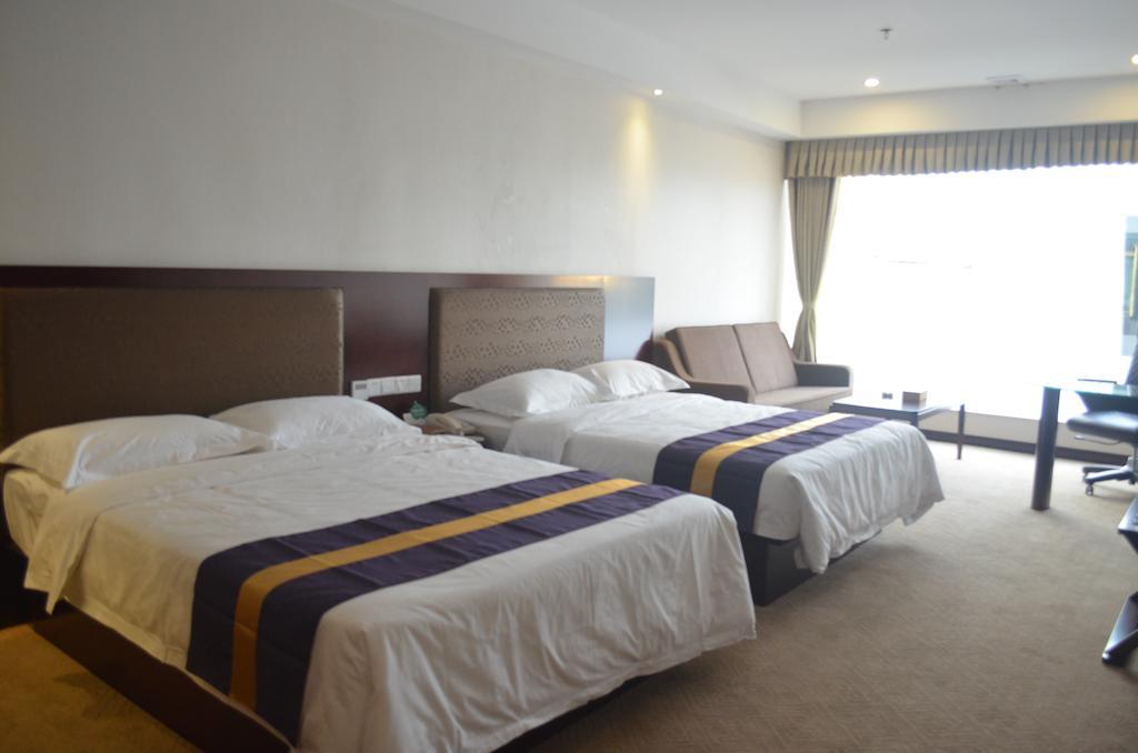 Zhuhai Platinum Holiday Hotel Ngoại thất bức ảnh