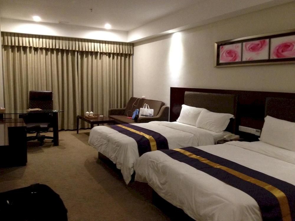Zhuhai Platinum Holiday Hotel Ngoại thất bức ảnh