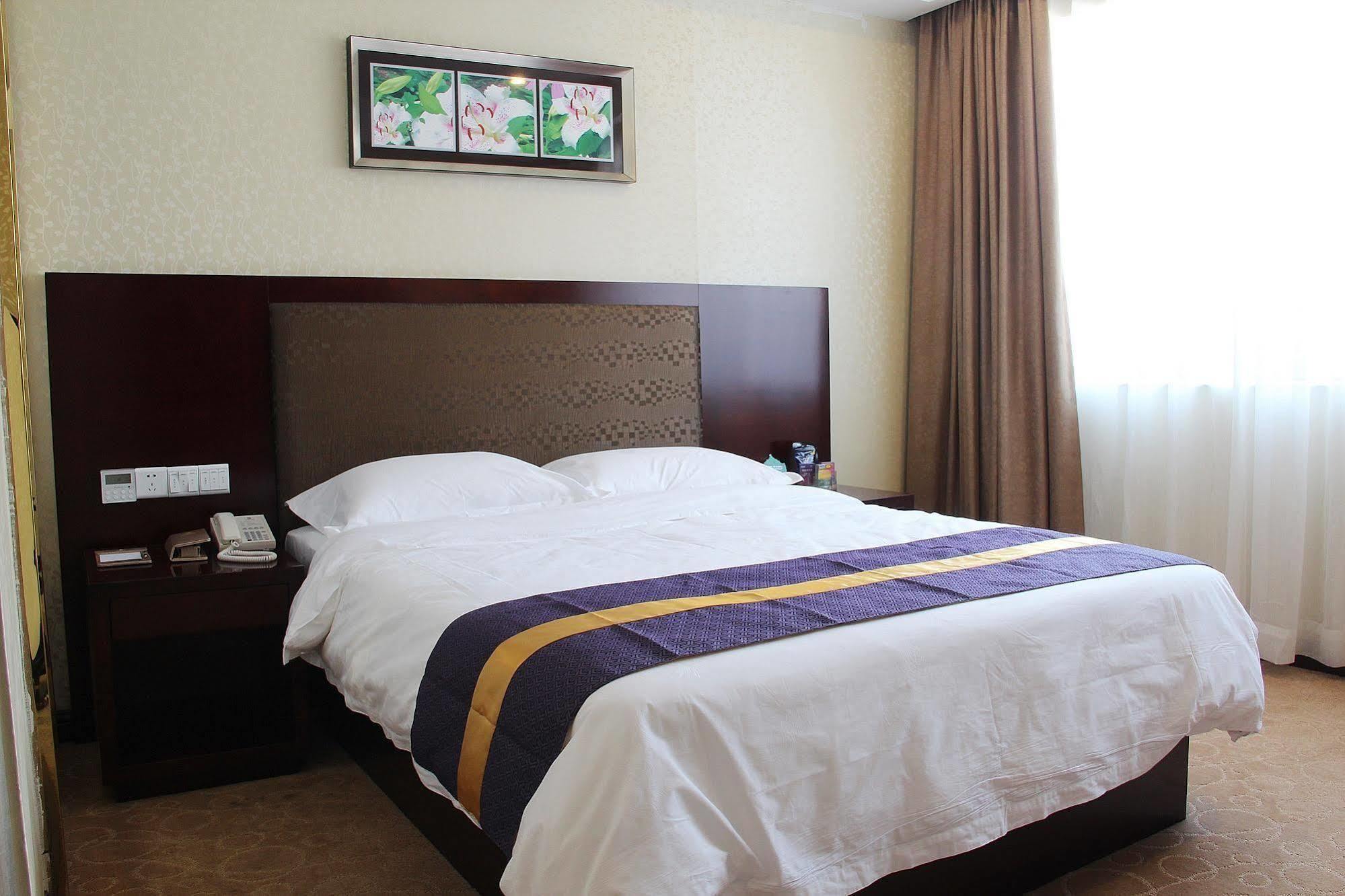 Zhuhai Platinum Holiday Hotel Ngoại thất bức ảnh