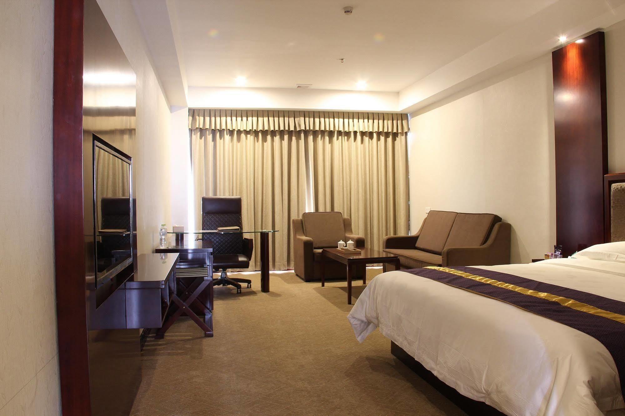 Zhuhai Platinum Holiday Hotel Ngoại thất bức ảnh