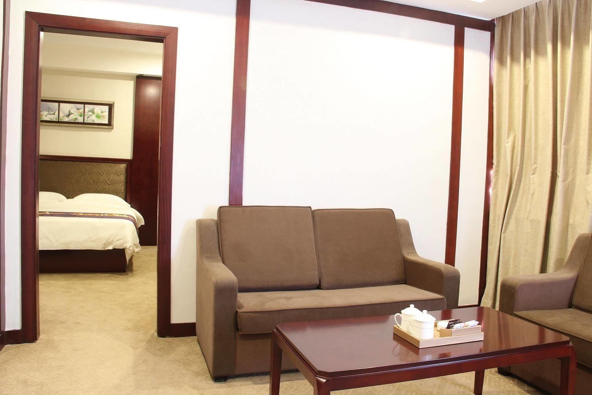 Zhuhai Platinum Holiday Hotel Ngoại thất bức ảnh