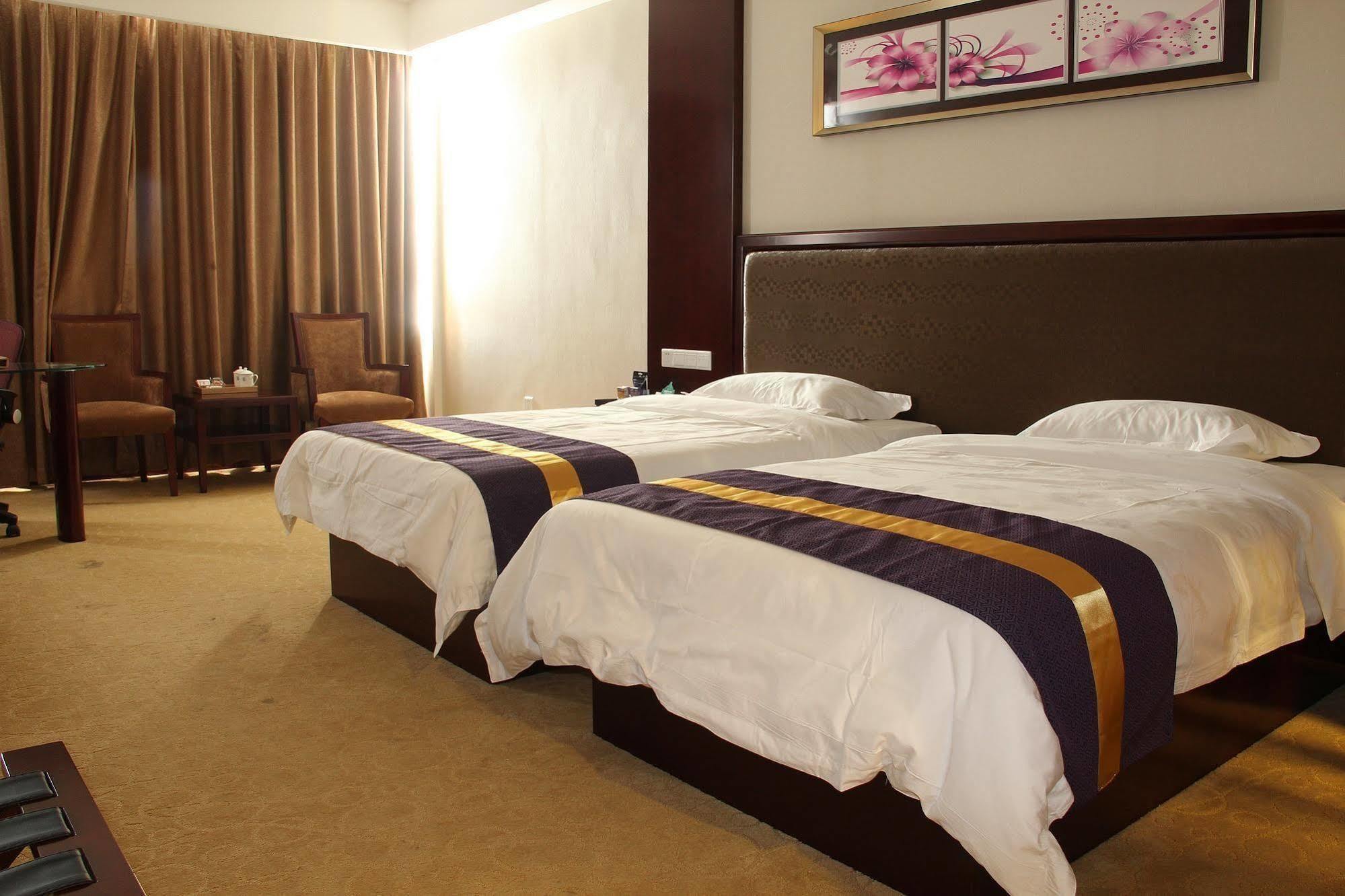Zhuhai Platinum Holiday Hotel Ngoại thất bức ảnh