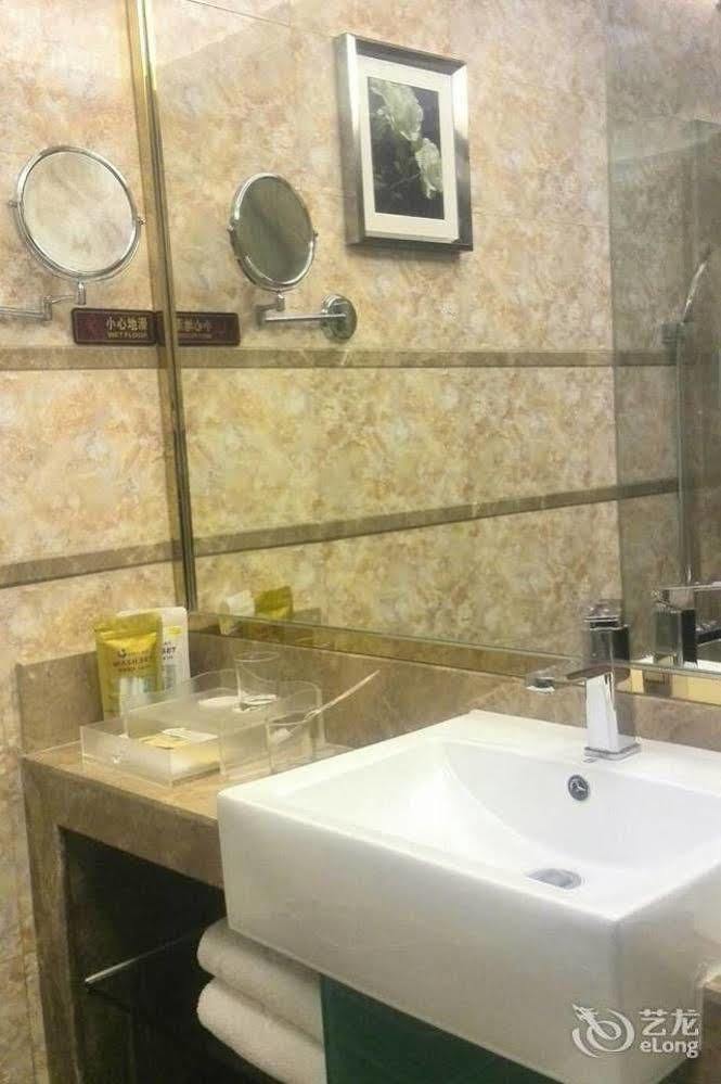 Zhuhai Platinum Holiday Hotel Ngoại thất bức ảnh