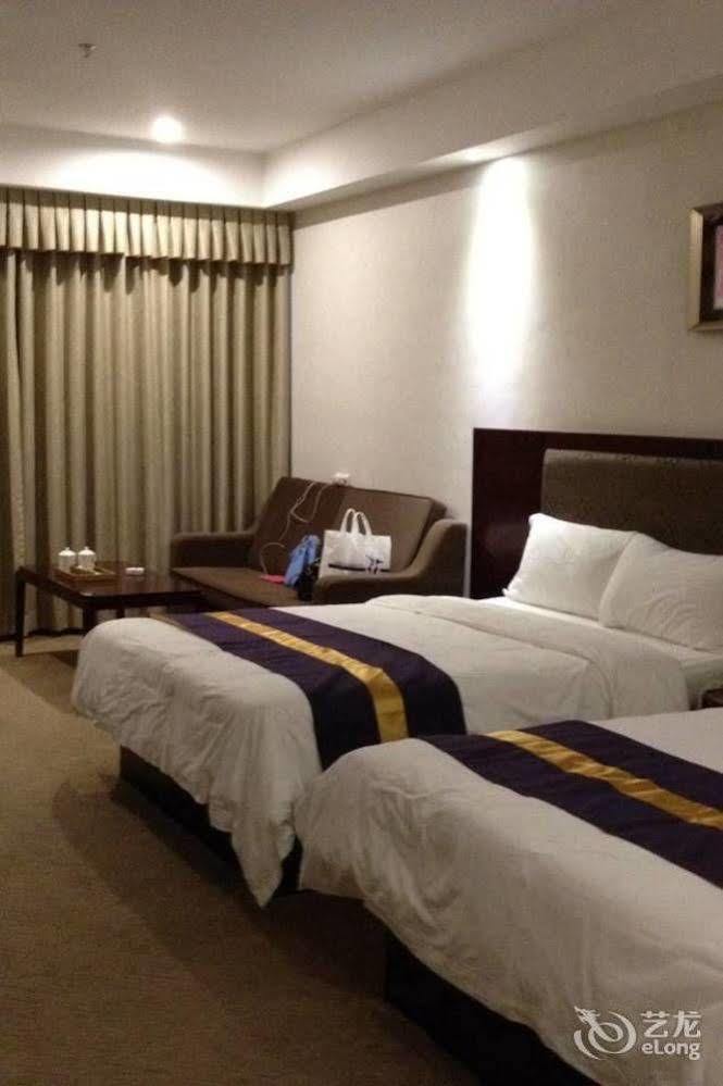 Zhuhai Platinum Holiday Hotel Ngoại thất bức ảnh